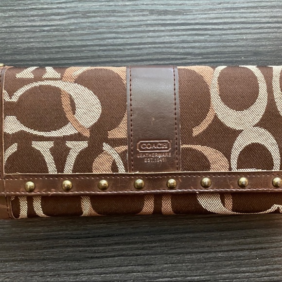 Coach Wallet - Picture 2 of 7